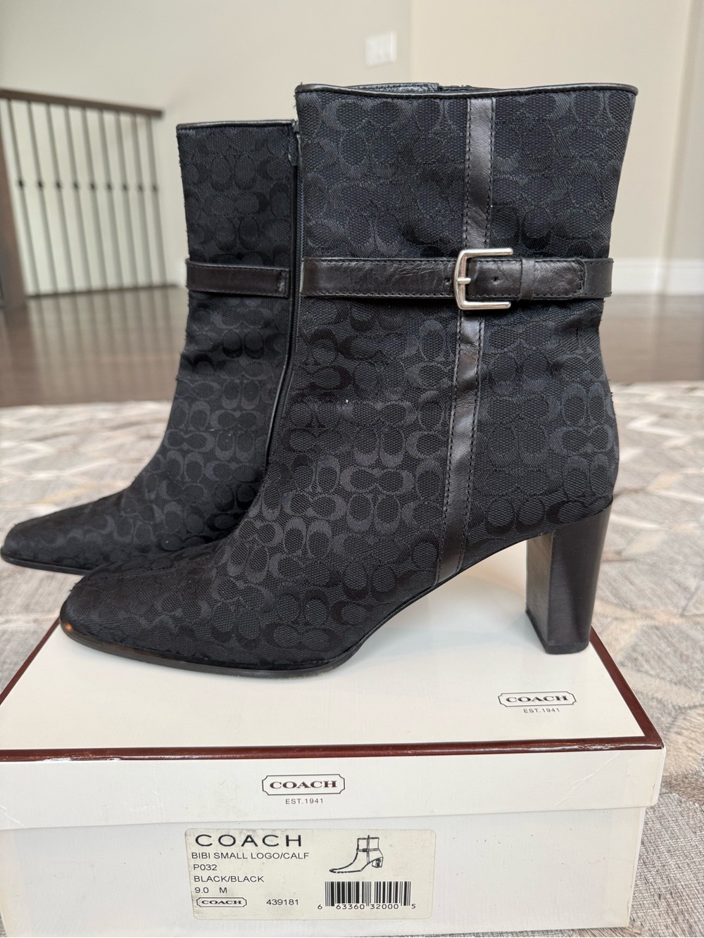 Coach Bibi Black Signature Jacquard Heeled Ankle Boots Sz 9 Logo Booties w/ Box - Picture 2 of 5